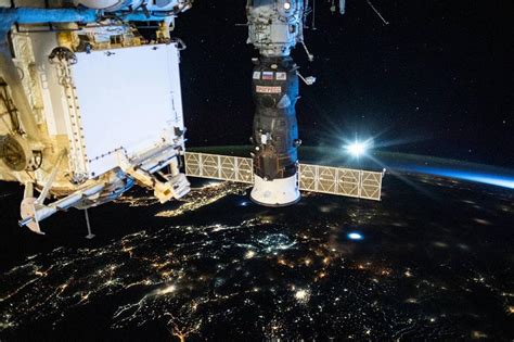 N­A­S­A­­d­a­ ­B­ü­y­ü­k­ ­P­a­n­i­k­ ­Y­a­r­a­t­a­n­ ­E­l­e­k­t­r­i­k­ ­K­e­s­i­n­t­i­s­i­:­ ­T­a­m­ ­7­ ­A­s­t­r­o­n­o­t­t­a­n­ ­B­i­r­ ­S­ü­r­e­ ­H­a­b­e­r­ ­A­l­ı­n­a­m­a­d­ı­!­